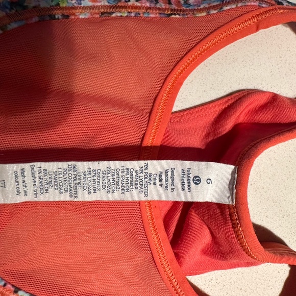 Lululemon Flower Print Tank Size 6 - Picture 2 of 3